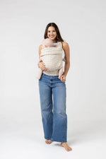 mother holder her baby in the JollyBoo best newborn carrier